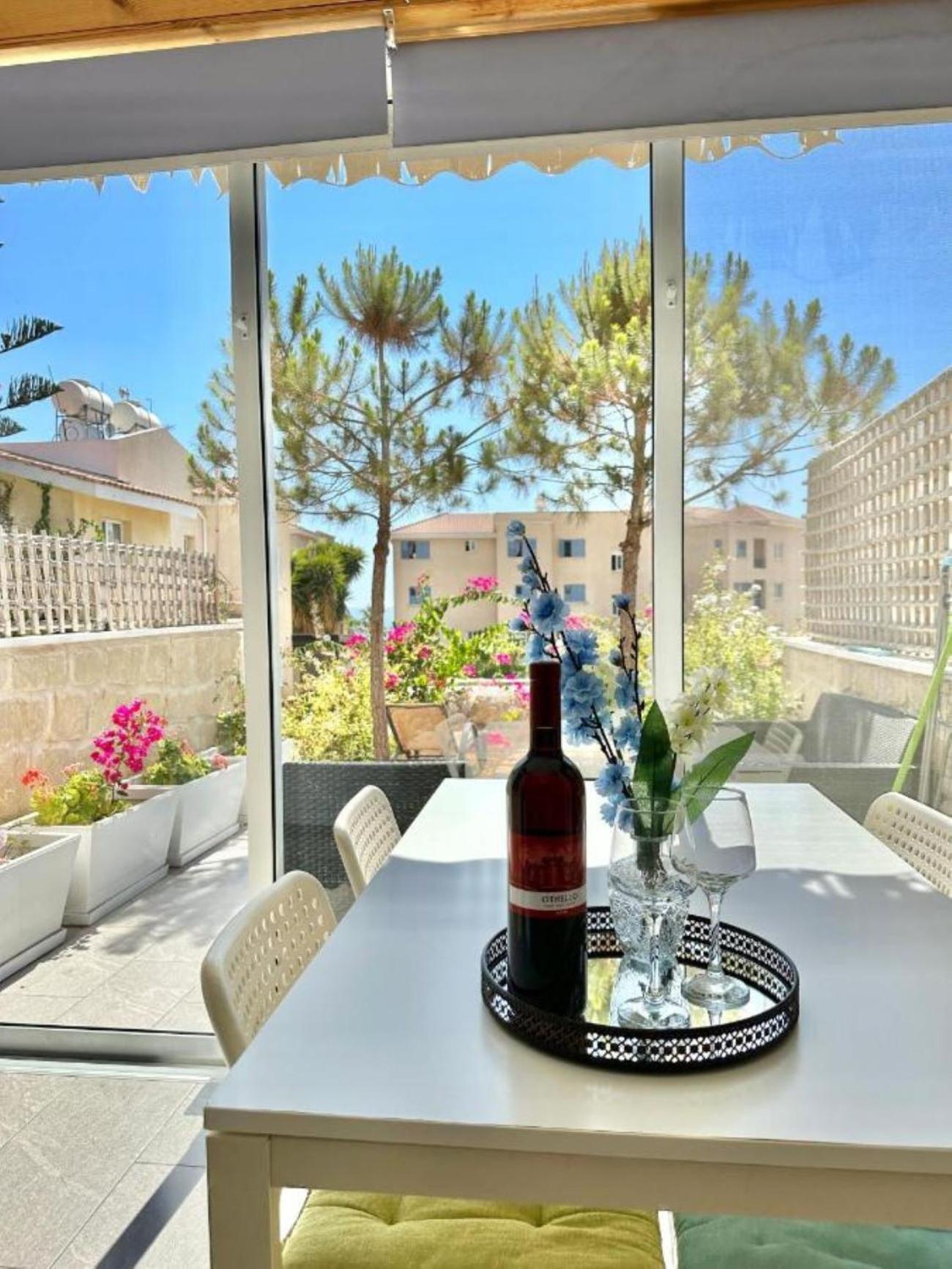 Danaos Sea Breez Apartment Paphos Buitenkant foto